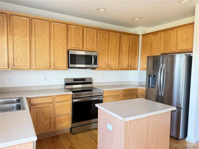 Building Photo - 20541 E Union Ave