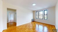 Building Photo - 620 W 171st St