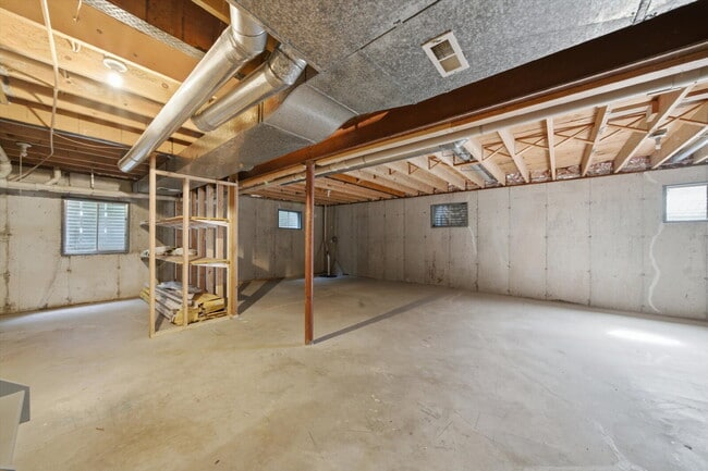 Building Photo - Updated Two-Story with Granite Kitchen, Deck, and Fully Fenced Yard