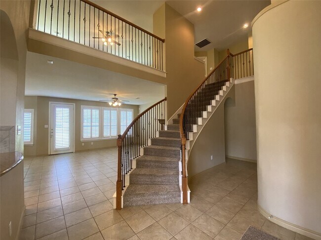 Building Photo - 12273 Angelo Dr