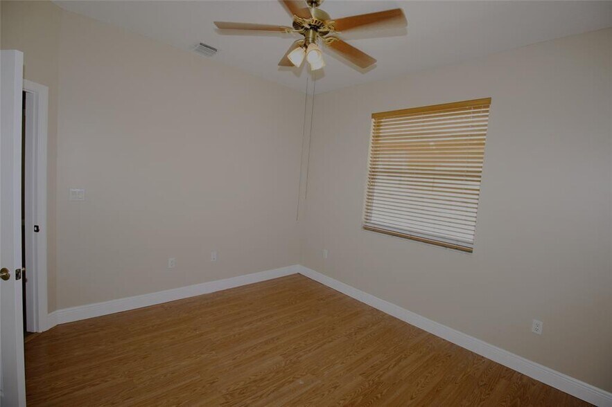 Building Photo - 2178 NW 141st Ave