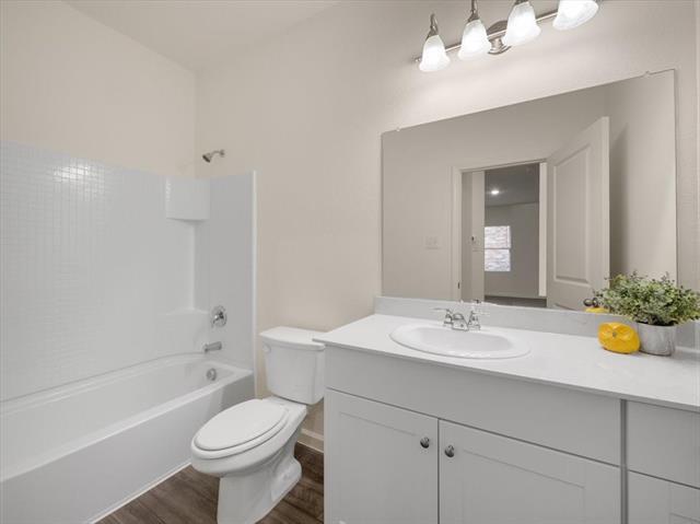 Building Photo - 617 Delaware Ave