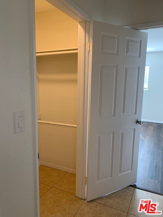 Building Photo - 4353 Coldwater Canyon Ave