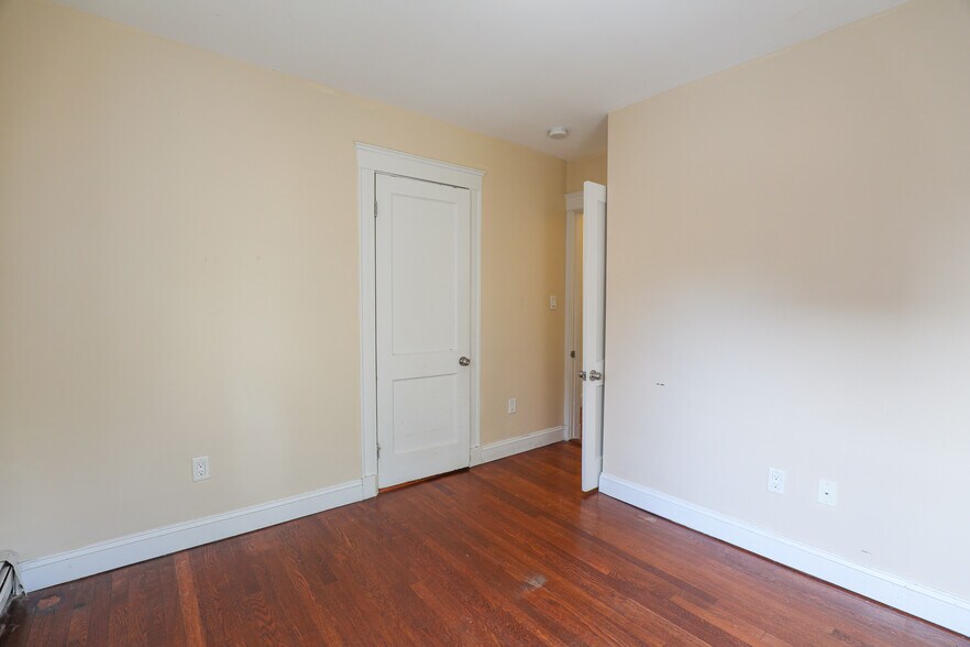 Building Photo - 78 Claymoss Rd