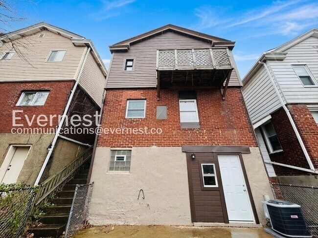 Building Photo - 303 Kirk Ave