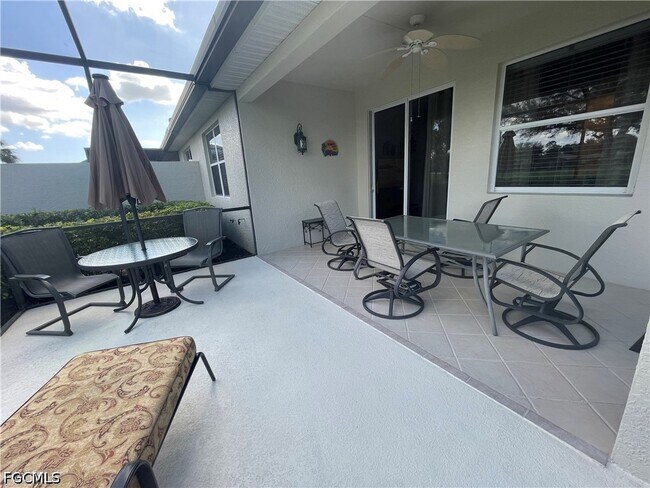 Building Photo - 9305 Aviano Dr