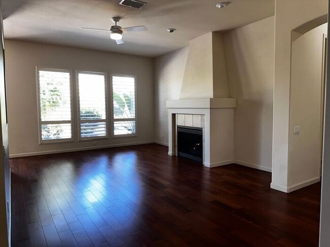 Building Photo - Spacious 3BR, 2BA with Solar and Modern Up...