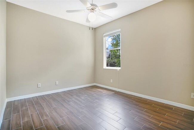 Building Photo - 107 Walton Heath Dr