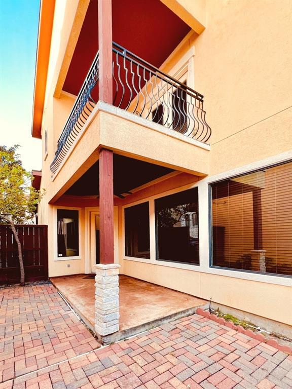 Building Photo - 11023 Robin Hood Ct