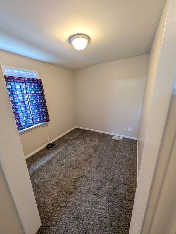 Building Photo - 109 Goethe St