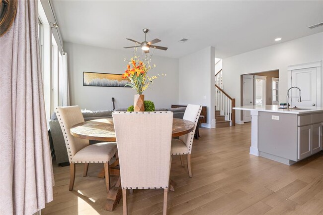 Building Photo - 13001 Hymeadow Dr