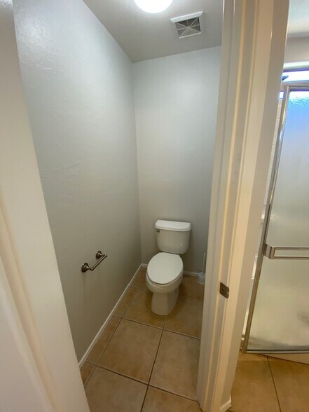 Building Photo - 43584 W Arizona Ave