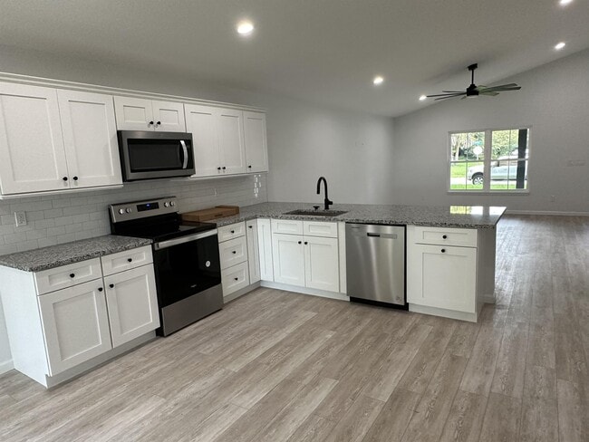 Building Photo - 231 Monterey Ave