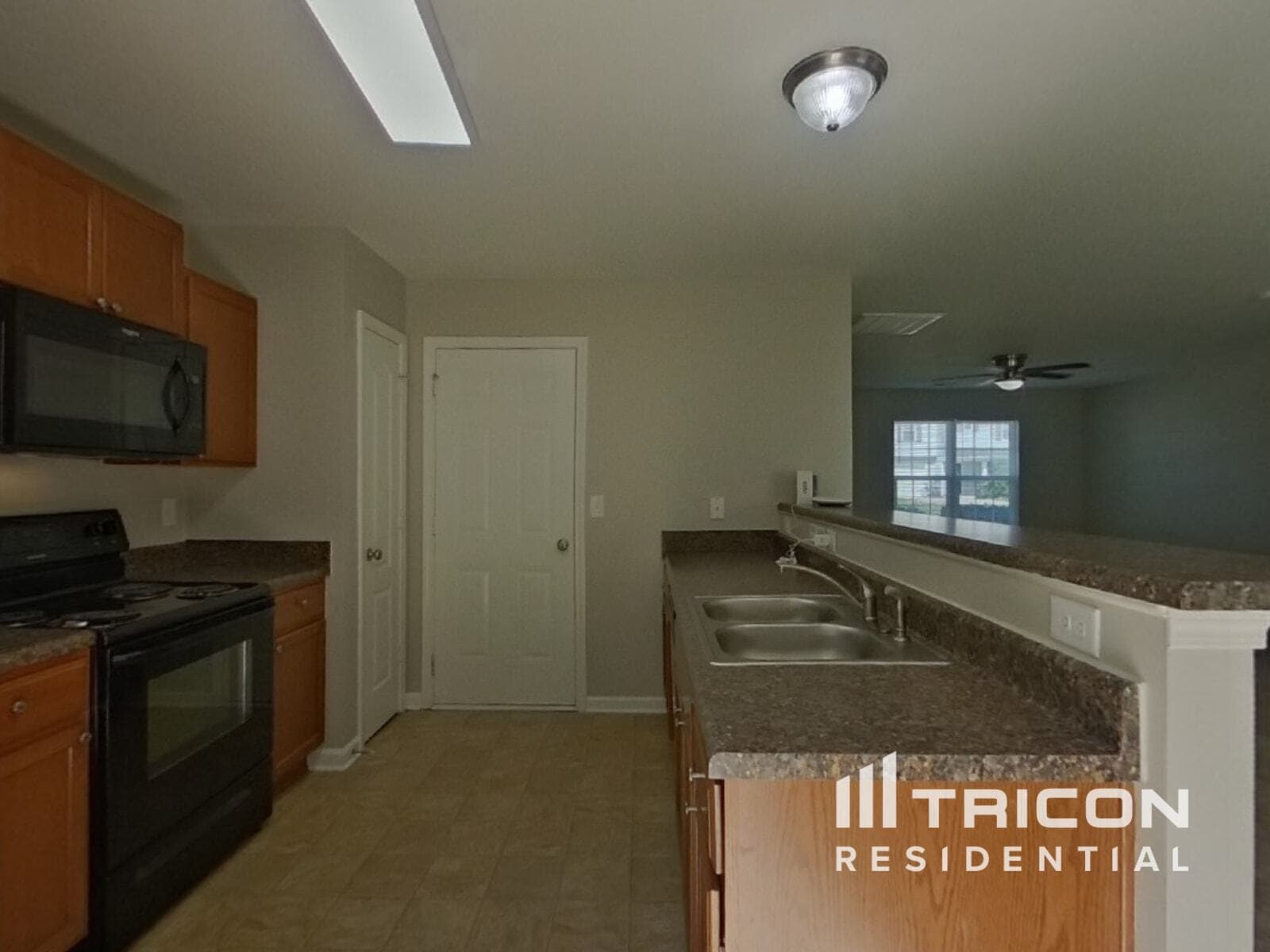 Building Photo - 537 Gentle Breeze Ln