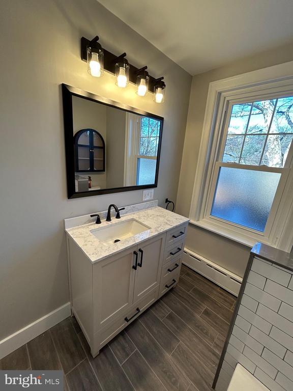 Building Photo - 1407 Delaware Ave