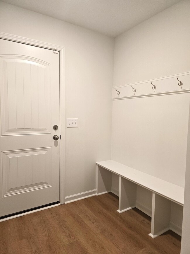 Building Photo - 606 Litcham Run