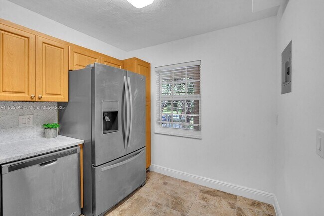 Building Photo - 4000 Cypress Grove Way