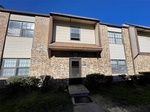 Building Photo - 401 SE 12th St