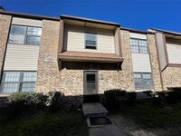 Building Photo - 401 SE 12th St