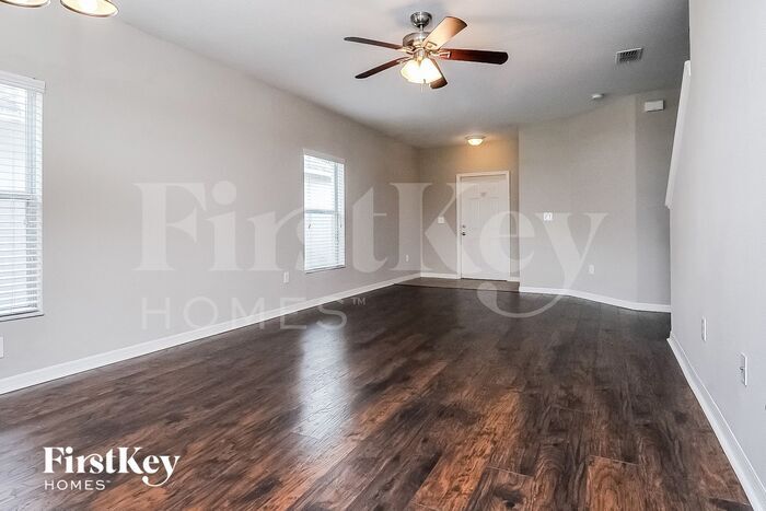 Building Photo - 1039 Seminole Sky Dr