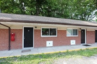 Building Photo - 669 Broadway