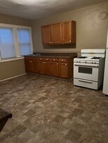 Building Photo - 119 Josephine St