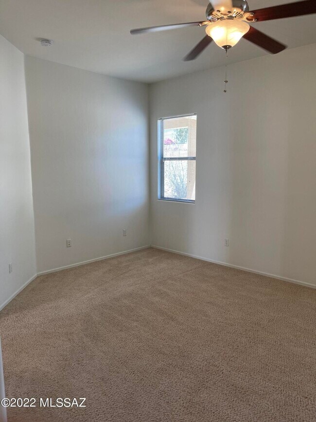 Building Photo - 5320 W Christmas Cholla St