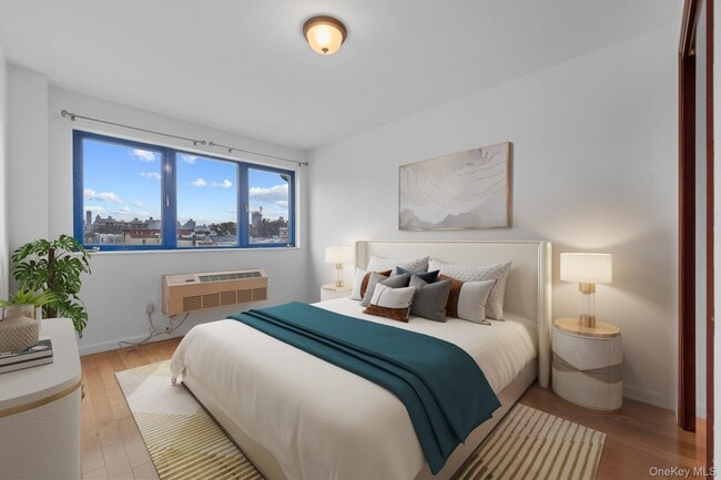 Building Photo - 30-80-80 21st St