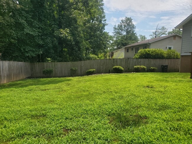 Building Photo - 4517 Mayfield Dr