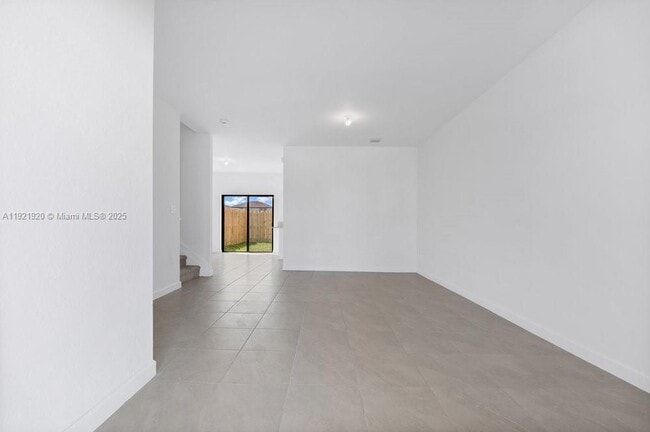 Building Photo - 11926 SW 247th Ter