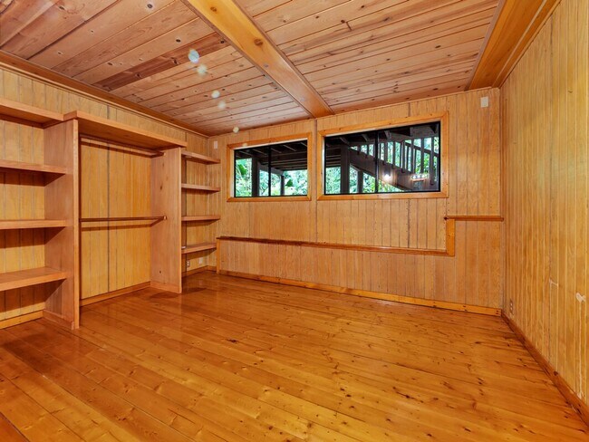 Building Photo - 3 bedrooms 2 bathroom with a large Loft for generational living + storage shed