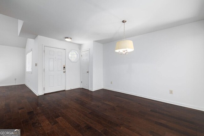 Building Photo - 1468 Briarwood Rd NE