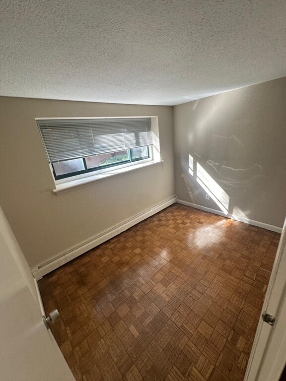 Primary Photo - 375 Harvard St