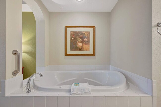 Building Photo - 8101 Resort Village Dr