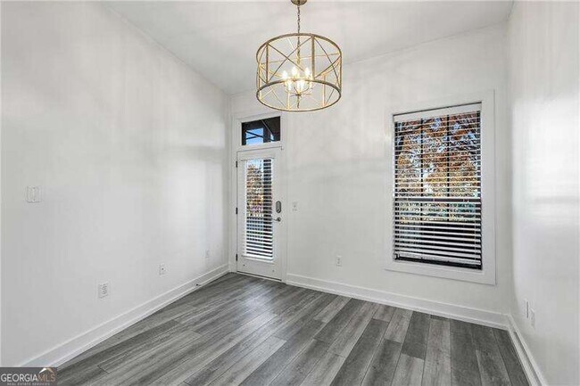 Building Photo - 791 Wylie St SE