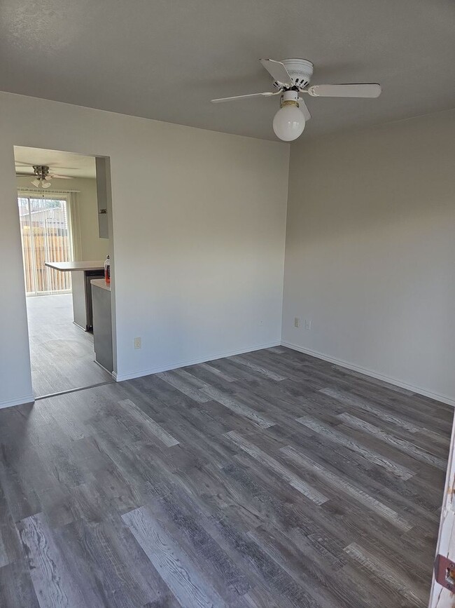 Building Photo - 769 W 640 S