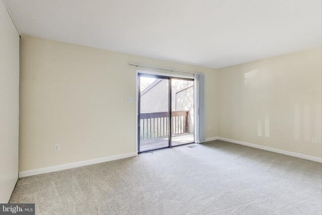 Building Photo - 9040 Centerway Rd