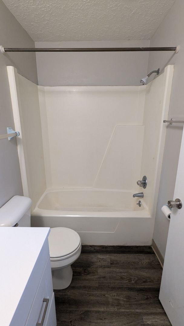 Building Photo - MN Cedar Village (801)