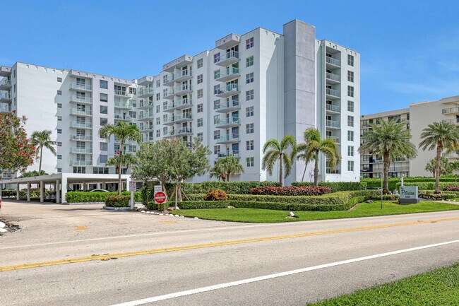 Primary Photo - 3450 S Ocean Blvd
