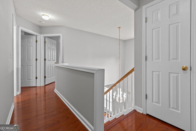Building Photo - 2315 Hiawassee Dr NW