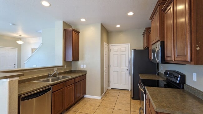 Building Photo - 11842 Asplund Grove