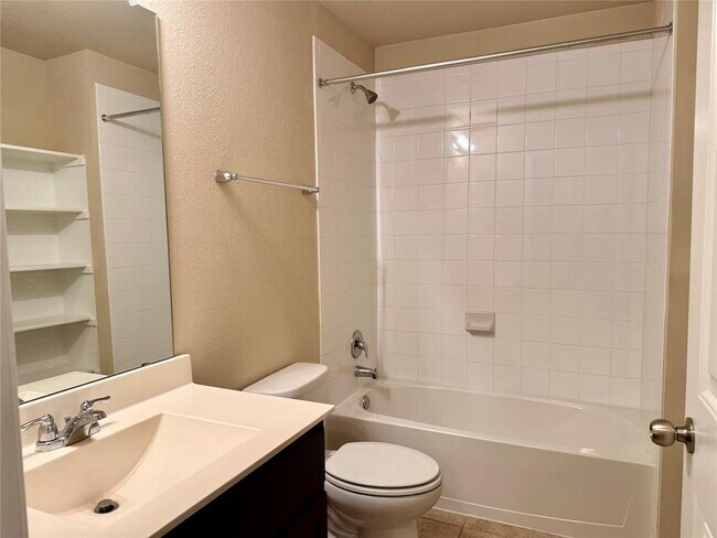 Building Photo - 6624 Swamp Mallow Dr