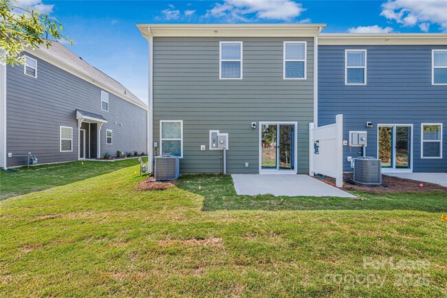 Building Photo - 2871 Yeager Dr NW
