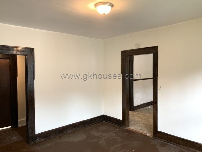 Building Photo - 1785 Steiner Ave SW