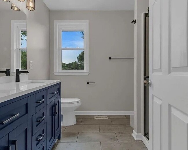 Building Photo - Newly Renovated 3 Bedroom in Woodbine
