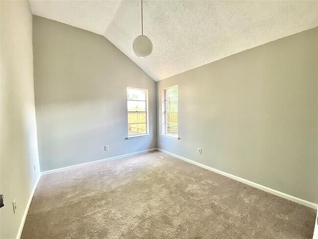 Building Photo - 19539 Cypress Moss Dr