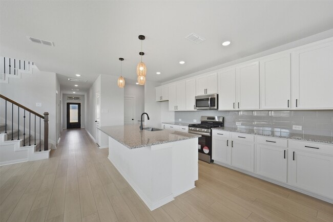 Building Photo - 13102 Verde Oaks Trl