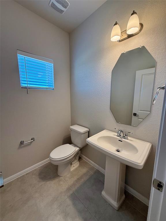 Building Photo - 3017 Settlement Dr