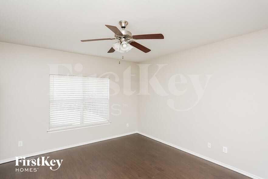 Building Photo - 6208 Charisma Ct