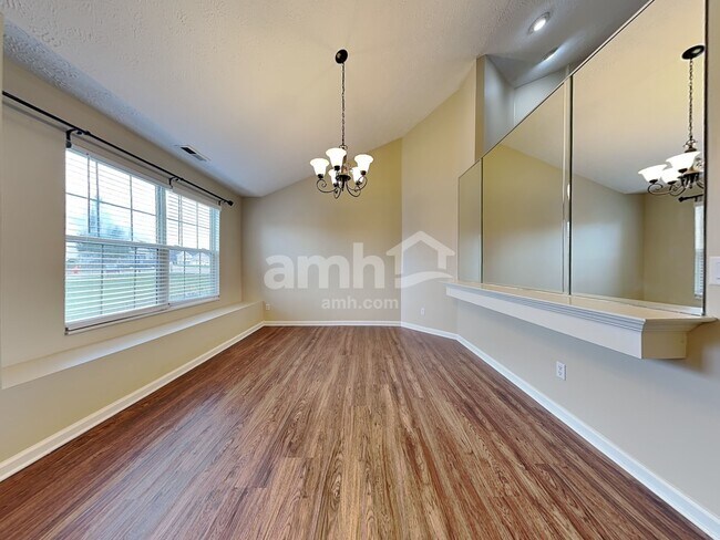 Building Photo - 6845 Watergreen Ct